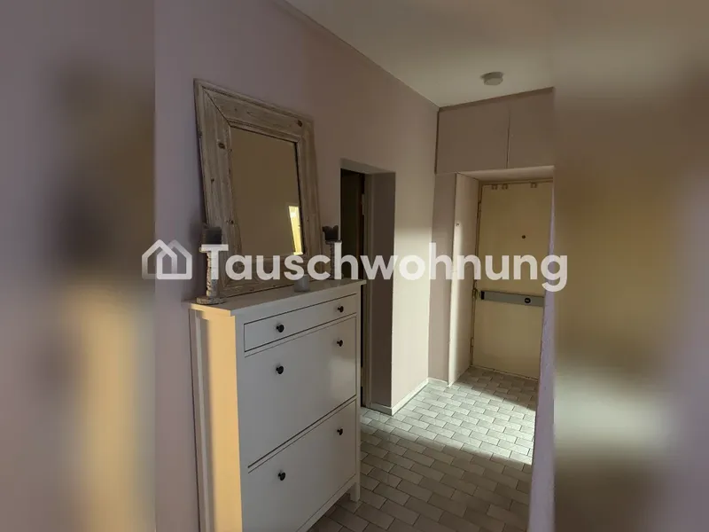 Tauschwohnung: Reinickendorf: 3-Zimmer-Wohnung mit EBK,Balkon und Badewanne — photo 1
